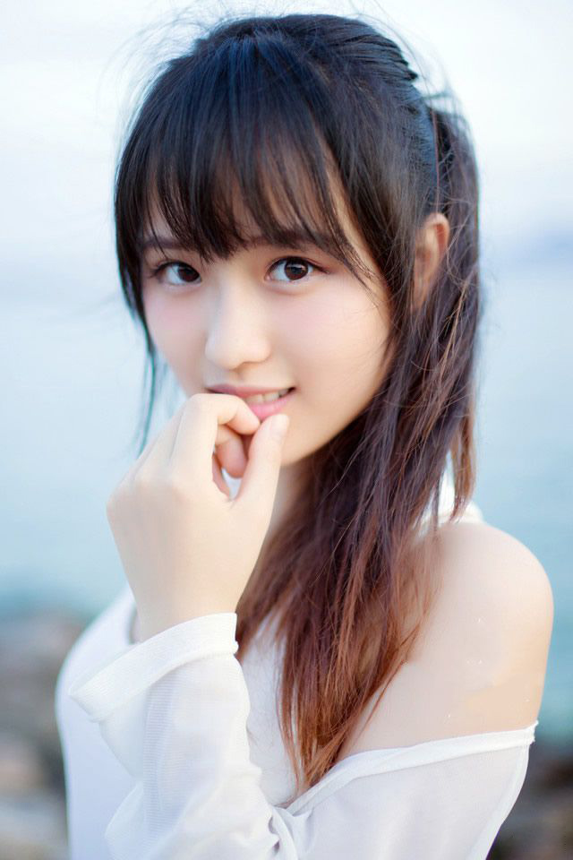 因为我手里有你的丑照，所以你要和我做一辈子朋友。